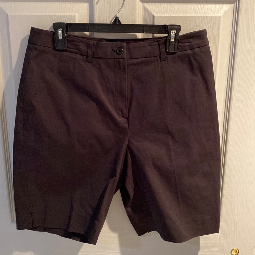 Jones New York Signature Black Shorts